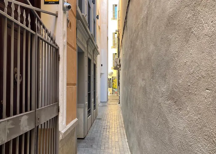 Picasso Centre 1c Апартаменты Малага