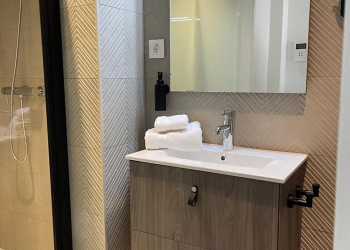 Picasso Centre 1c Апартаменты